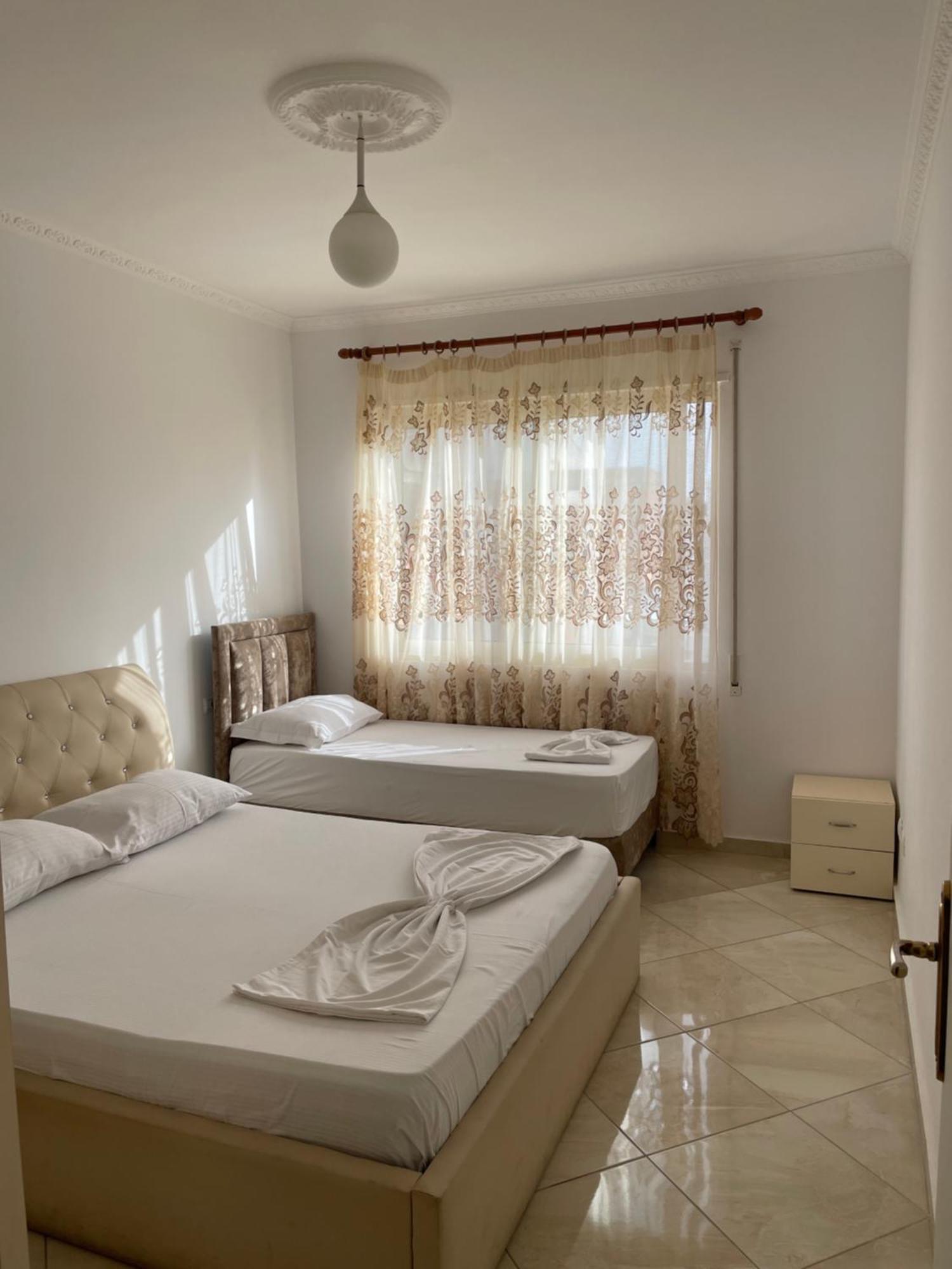 Leo Apartament Durrës Exterior foto